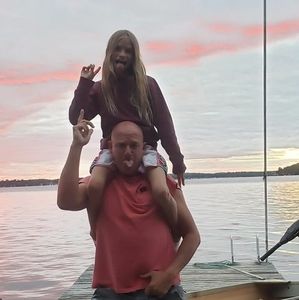 Meet your Posher, Dominic